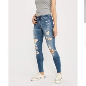 Abercrombie & Fitch Harper Super Skinny Medium Wash Jeans 28 / 6R